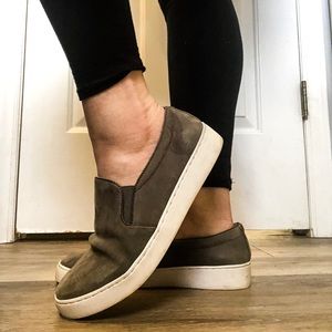 Vionic Grey Suede shoes
